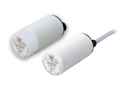 DC capacitive Μ30, with or without alarm (temperature or dust alarm). Sensing range: 2 - 20 or 4 - 30 mm. Ecolab IP69K (potentiometer)