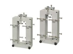 C/T 400-3.200 A. Secondary output 5 or 1A. Max bus-bar 35 x 125 mm , 51 x 126 mm. Carlo Gavazzi