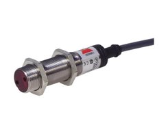 AC metal M18 polarized retro-reflective photoelectric sensors with sensing range 2 m